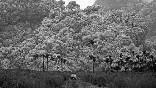 日本九州岛附近发生6.7级地震，灾难瞬间与后续关注