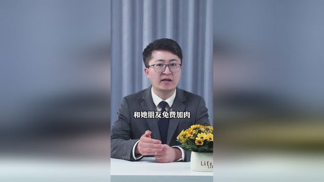 意外的恩情，老板送菜后竟发现顾客刚救了自己儿子！